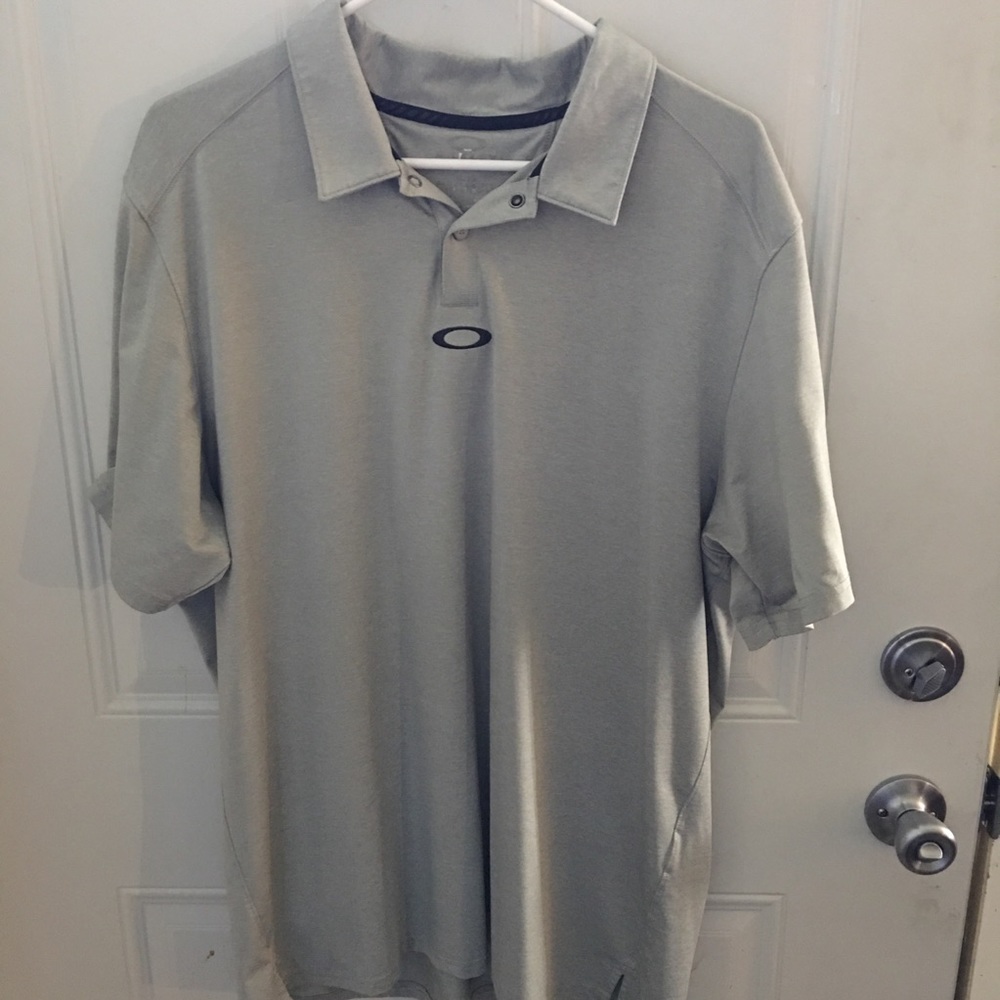 Oakley Men’s golf polo